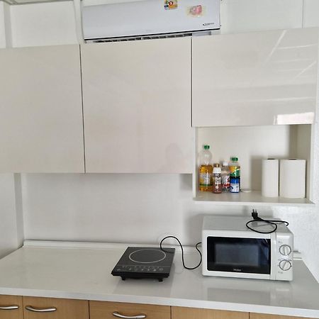 Live The Beachlife In Jomtien Beach Condo, Pattaya מראה חיצוני תמונה